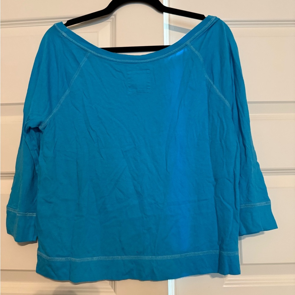 Hollister Women's Teal 3/4 Length Sleeve Top - Picture 3 of 3
